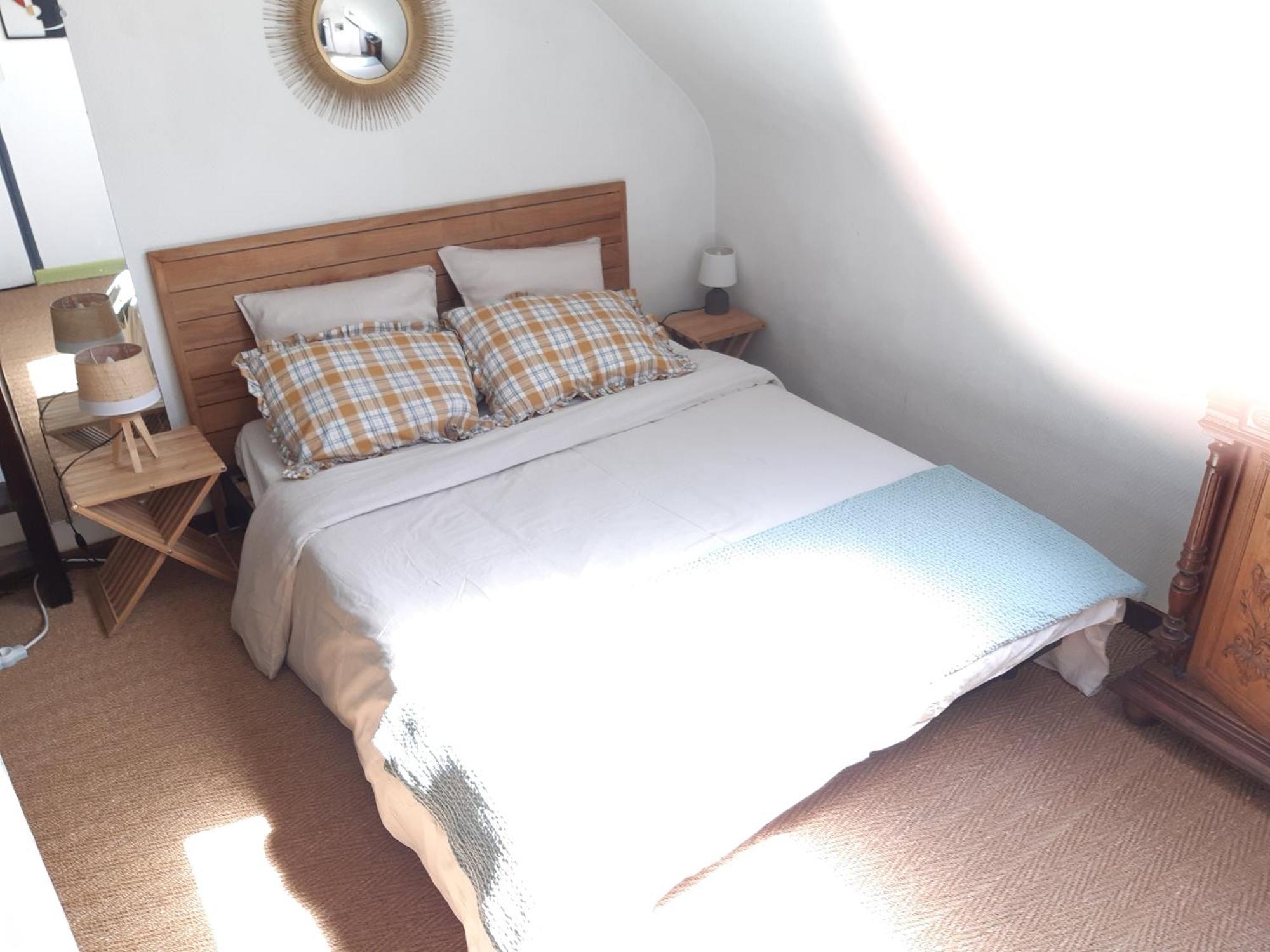 Urban Sunny & Cosy Apartment *