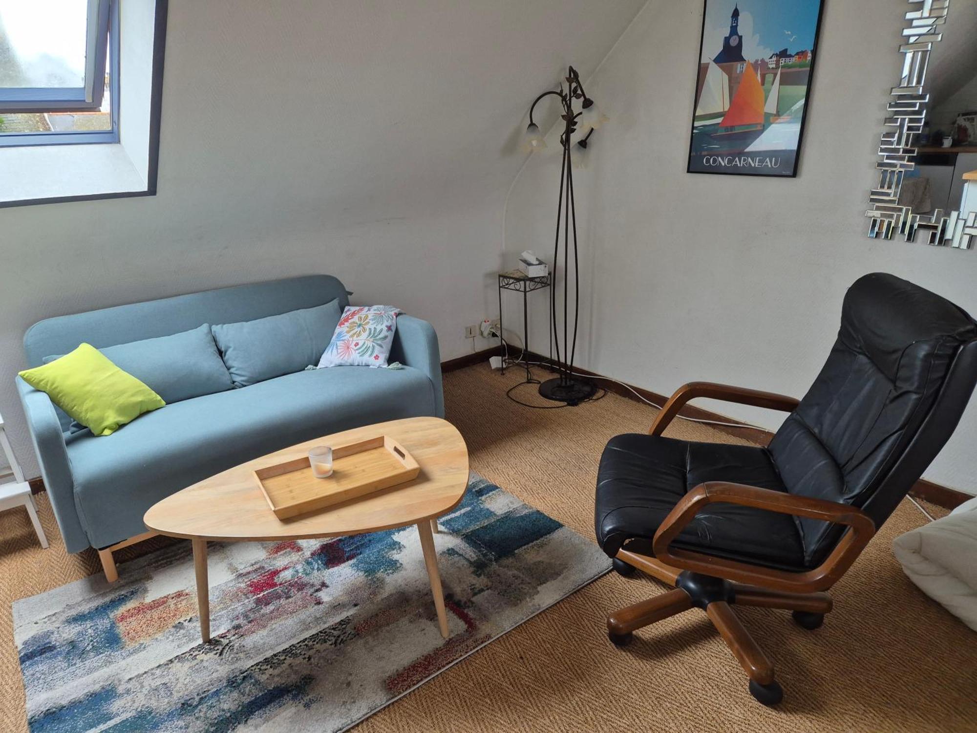 Urban Sunny & Cosy Apartment *